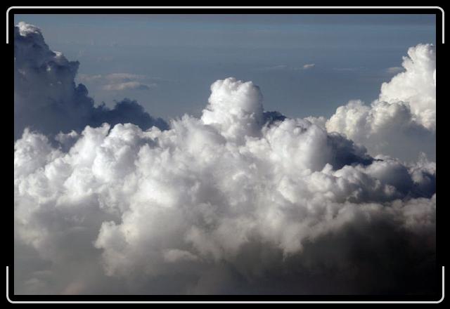 intheclouds3.jpg - To be in the couds...