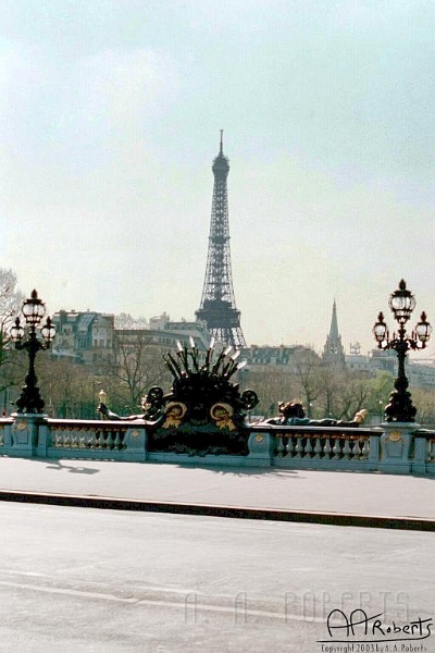 Eiffel.jpg - Bridge view.