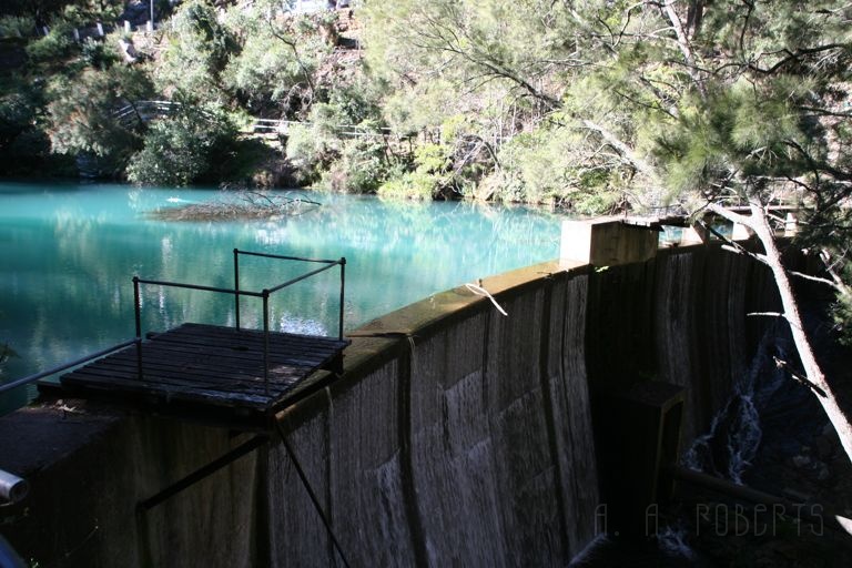 IMG_2478.jpg - Here we see the dam.